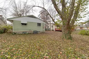 10769 Spring Garden Dr, Saint Louis, MO 63137 - Photo 21