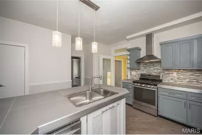 712 Orient Avenue, Unincorporated, MO 63125 - Photo 9