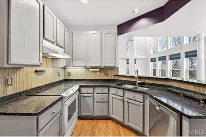 433 Spears Street, Saint Louis, MO 63127 - Photo 13