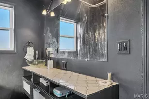 8103 Madison Ave, Saint Louis, MO 63114 - Photo 11