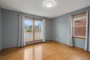 10397 Midland Blvd, Overland, MO 63114 - Photo 15