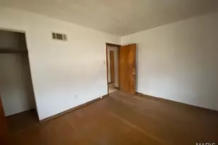 5101 Rockingham Dr, Saint Louis, MO 63121 - Photo 13