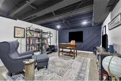 7437 Stratford Avenue, University City, MO 63130 - Photo 23