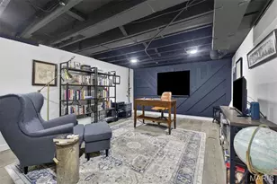 7437 Stratford Ave, University City, MO 63130 - Photo 23