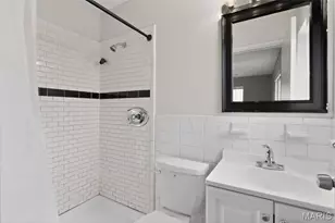 808 Bella Ln, Saint Louis, MO 63137 - Photo 21