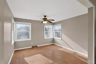 808 Bella Ln, Saint Louis, MO 63137 - Photo 7