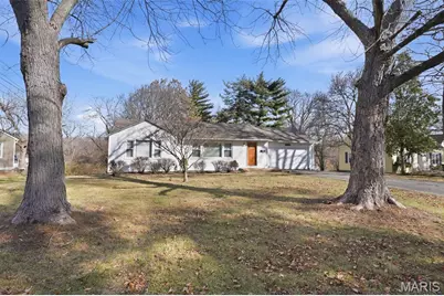 613 Plantmore Drive, Saint Louis, MO 63135 - Photo 1