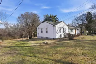 613 Plantmore Dr, Saint Louis, MO 63135 - Photo 27