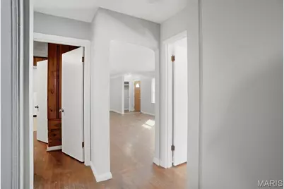 613 Plantmore Drive, Saint Louis, MO 63135 - Photo 17