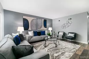 318 N Dade Ave, Ferguson, MO 63135 - Photo 3