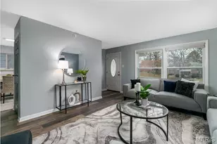 318 N Dade Ave, Ferguson, MO 63135 - Photo 5