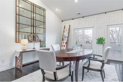 155 N Hanley Road #302, University City, MO 63105 - Photo 13