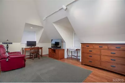 650 Clark Avenue, Webster Groves, MO 63119 - Photo 31