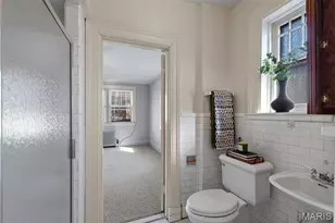 7721 Country Club Ct, Clayton, MO 63105 - Photo 21