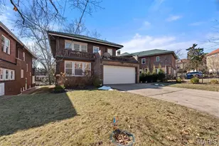 7721 Country Club Ct, Clayton, MO 63105 - Photo 25