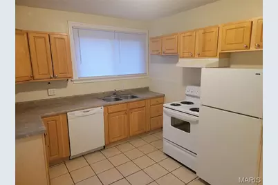 18 Lee Avenue, Ferguson, MO 63135 - Photo 3