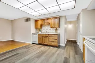 4708 Brunston Dr, Saint Louis, MO 63128 - Photo 11