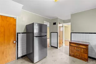 7512 Marillac Dr, Saint Louis, MO 63121 - Photo 13