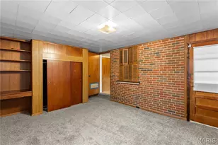 7512 Marillac Dr, Saint Louis, MO 63121 - Photo 15