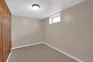 6151 Avila Dr, Berkeley, MO 63134 - Photo 19