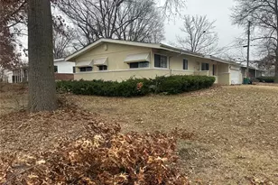 2287 Gadbury Dr, Saint Louis, MO 63136 - Photo 3