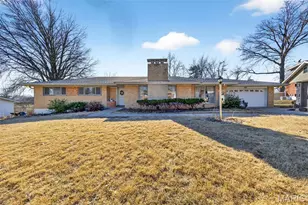 62 Harneywold Dr, Saint Louis, MO 63136 - Photo 1