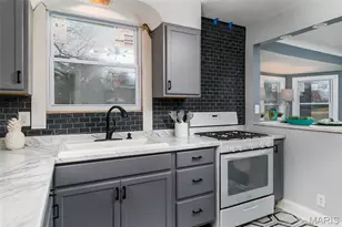 216 S Hartnett Ave, Ferguson, MO 63135 - Photo 15