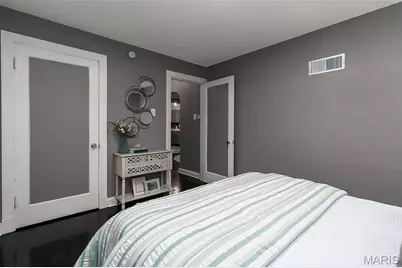 216 S Hartnett Avenue, Ferguson, MO 63135 - Photo 19