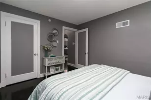 216 S Hartnett Ave, Ferguson, MO 63135 - Photo 19