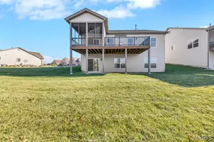 701 Ridgepointe Ct, Lake Saint Louis, MO 63367 - Photo 45