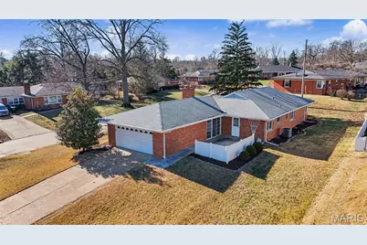 1400 Norman Place, Warson Woods, MO 63122 - Photo 3