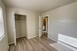 7601 Hazelcrest Dr, Hazelwood, MO 63042 - Photo 15