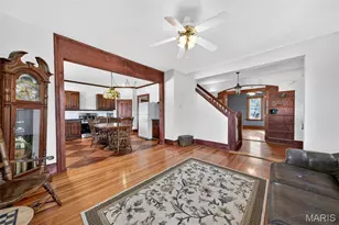 1011 Market St, Hermann, MO 65041 - Photo 9