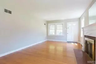 8820 Bridgeport Ave, Brentwood, MO 63144 - Photo 3