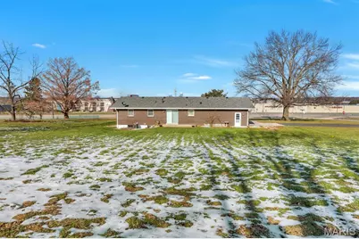 57 W Ofallon Drive, O'Fallon, MO 63366 - Photo 5