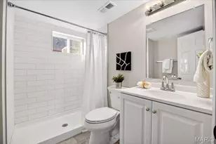 10471 Canter Way, Overland, MO 63114 - Photo 27