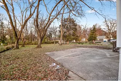 10471 Canter Way, Overland, MO 63114 - Photo 31
