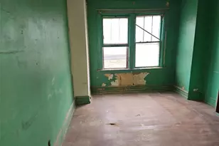 1820 James A Harvey Ln, Wellston, MO 63133 - Photo 5