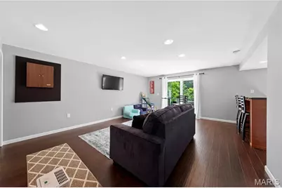 978 San Luis Drive, Fenton, MO 63026 - Photo 7