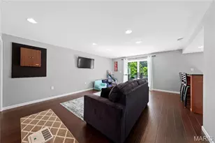 978 San Luis Dr, Fenton, MO 63026 - Photo 7