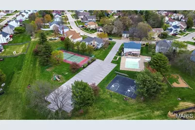 3809 Teton Creek Court, Florissant, MO 63034 - Photo 45
