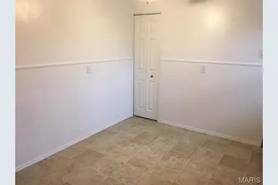 3015 Copenhagen Drive, Saint Louis, MO 63125 - Photo 5