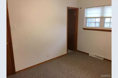3015 Copenhagen Drive, Saint Louis, MO 63125 - Photo 13