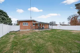 2602 W Adams St, Saint Charles, MO 63301 - Photo 37