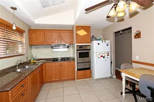 3365 Brunswick Dr, Florissant, MO 63033 - Photo 9