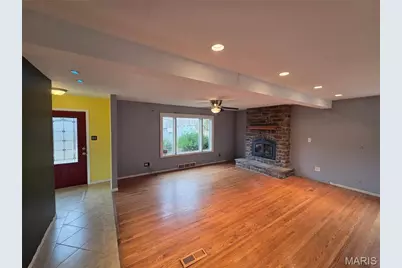 1 Silverwoods Lane, Fenton, MO 63026 - Photo 5