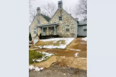 6838 Julian Avenue, Saint Louis, MO 63130 - Photo 1