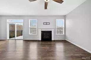 642 Wilmer Meadow Dr, Wentzville, MO 63385 - Photo 11