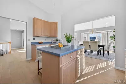 618 Kerryton Place Circle, Ellisville, MO 63021 - Photo 15