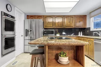 12861 White Rock Court, Saint Louis, MO 63131 - Photo 3